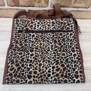 Pioneer Leopard Print Tote Bag with Zippered Front Pocket and‎ Pouch